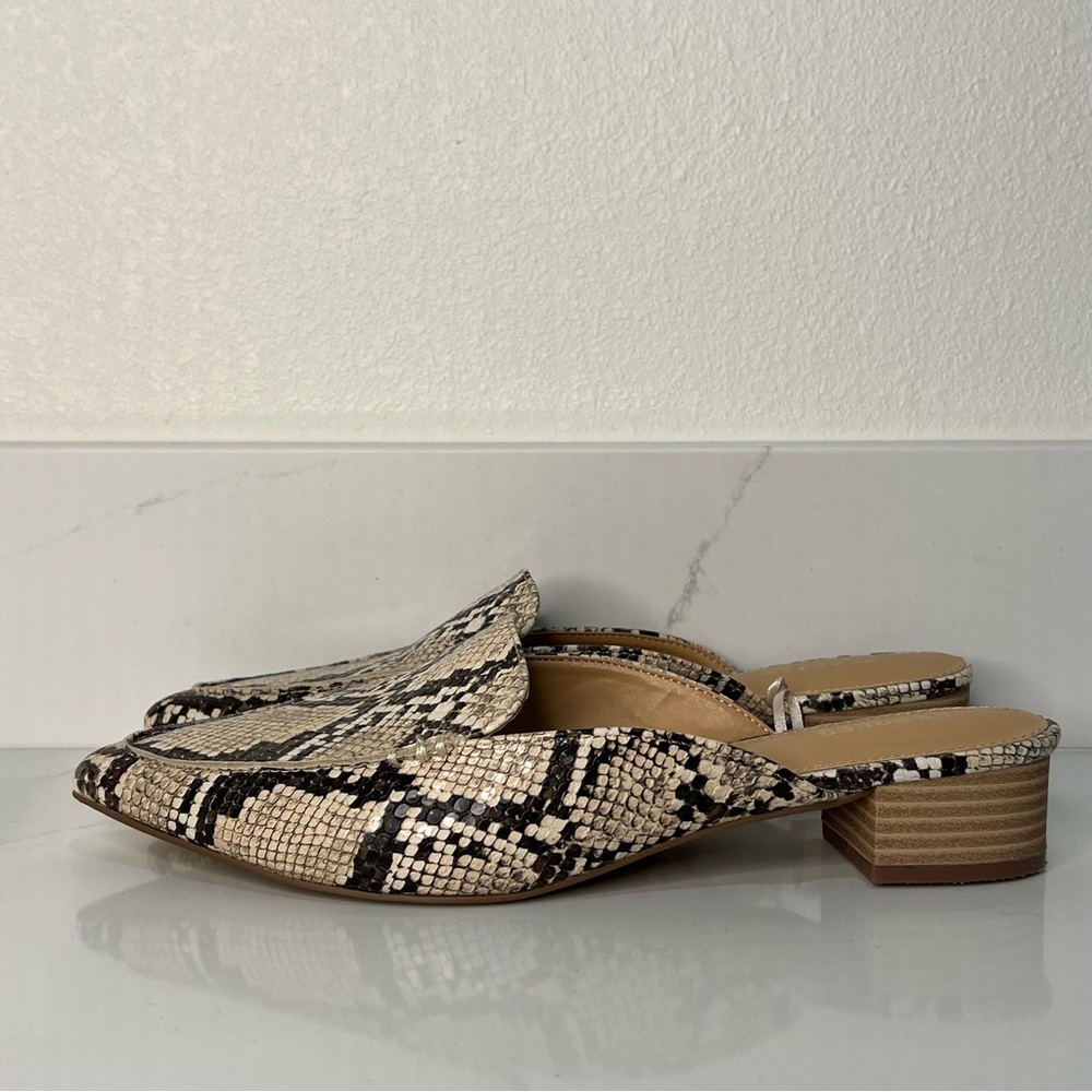 Express Faux Snakeskin Pointed Toe Slip On Mules Stacked Heel Size 8